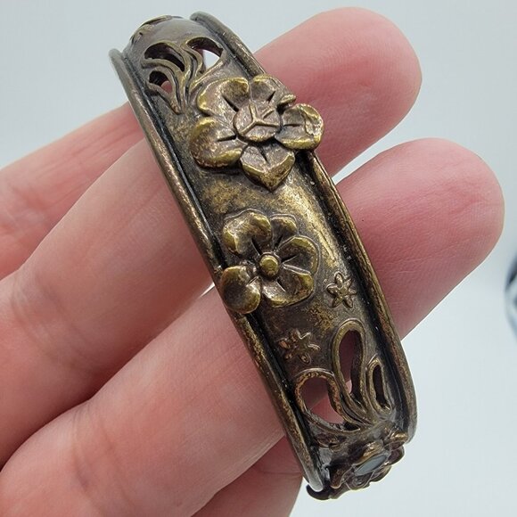 VINTAGE SIGNED LUCKY YOU BRONZE BRACELET Floral Heavy‎ - Picture 8 of 9